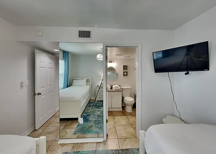 Holiday home Surfside Shores 1304 *